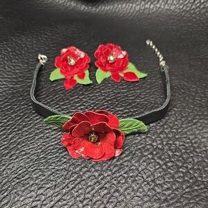 Red patent rose choker and earring set handmade Brand-new 1
